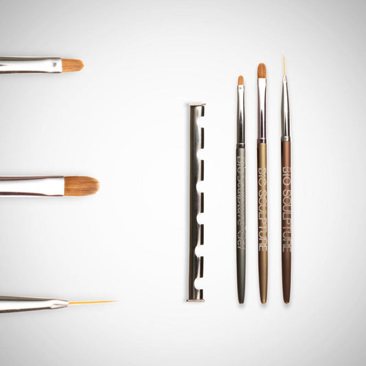 ESSENTIAL BRUSH KIT
