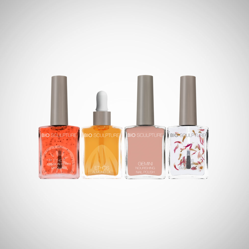 Orange Obsession ist ein Geschenkset aus ETHOS Seaweed Calcium Base
GEMINI Nagellack 2065 Sweet Candy Breath
ETHOS Passion Berry Exfoliant
ETHOS Rosehip Cuticle Oil