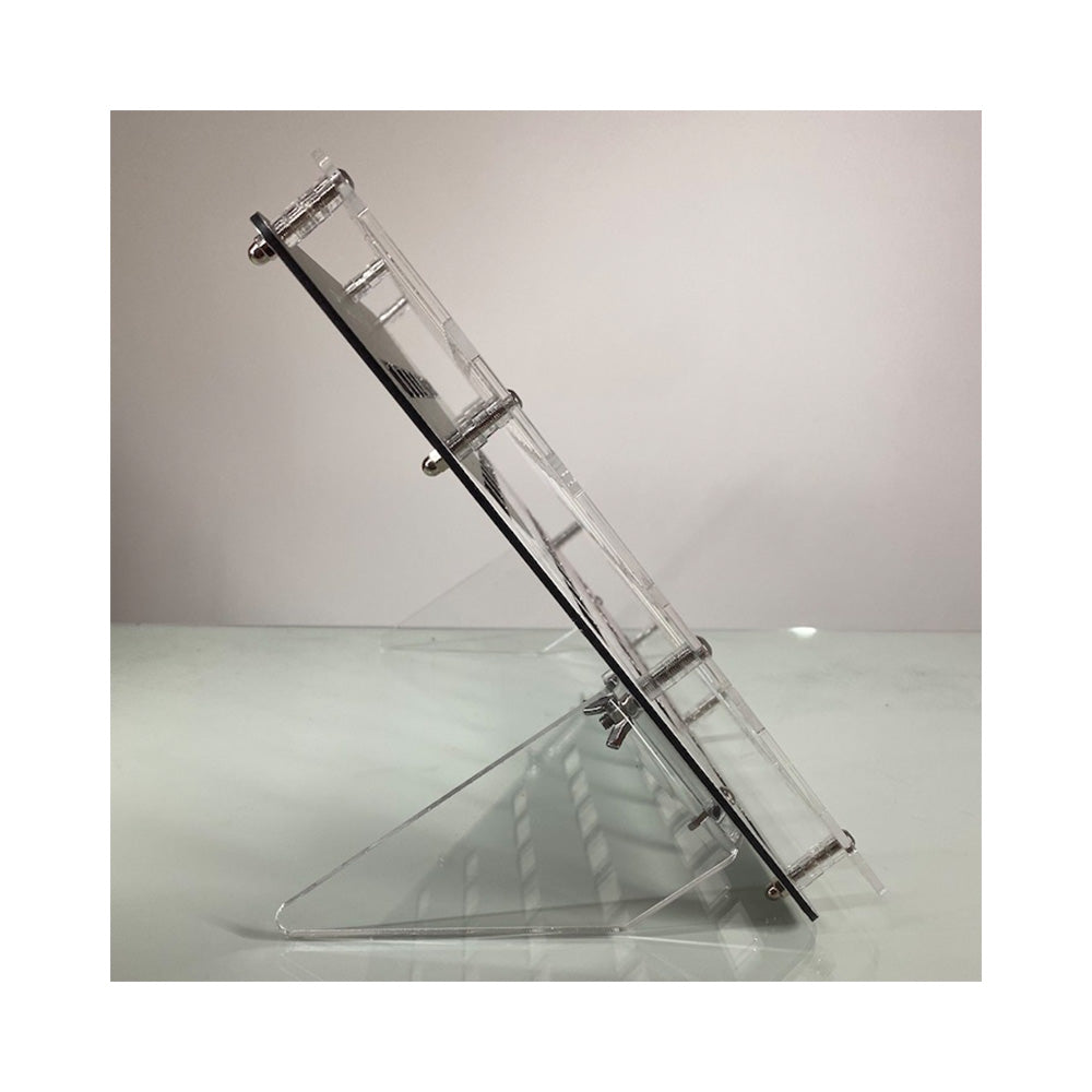 Das BIO SCULPTURE Table Display ist ein attraktives Stand-Display für die professionelle Produktpräsentation.