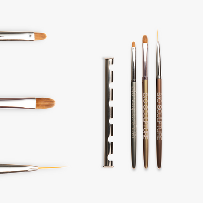 ESSENTIAL BRUSH KIT
