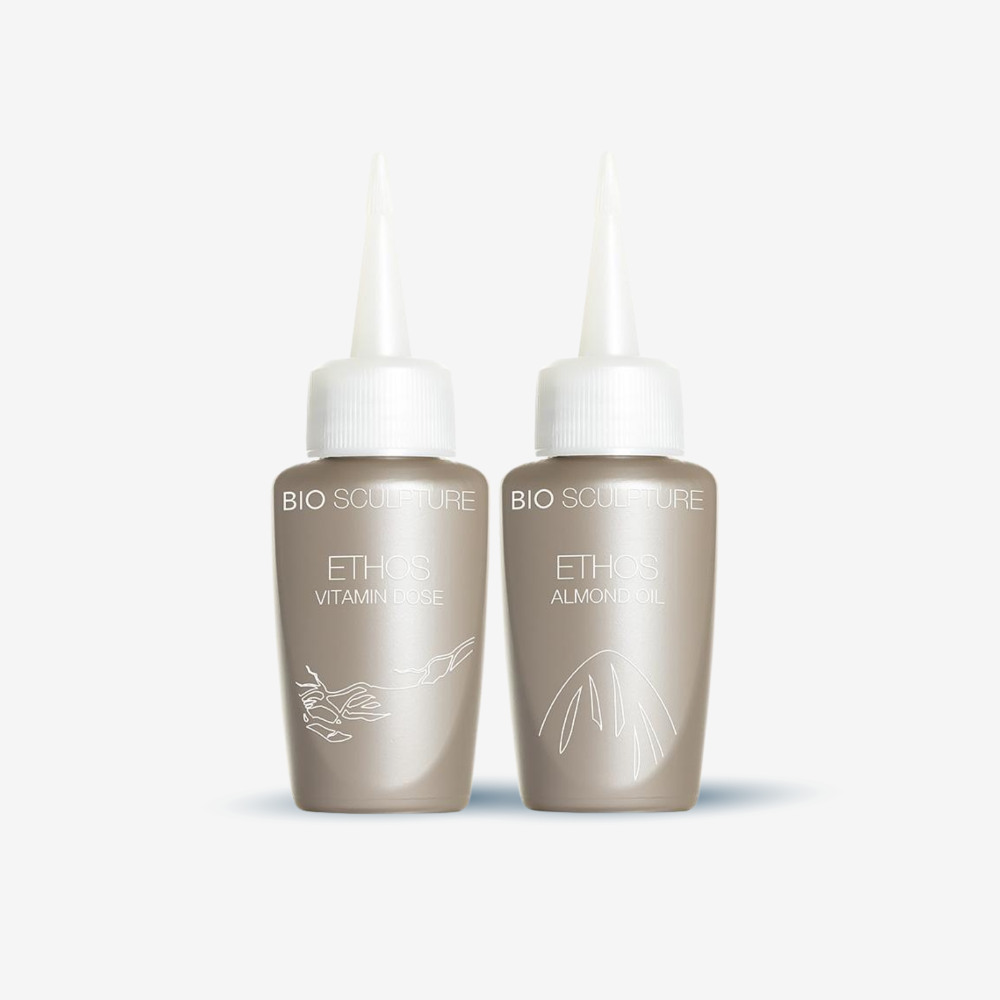 Nail Care Duo Refillgrößen, bestehend aus Vitamin Dose und Almond Cuticle Oil