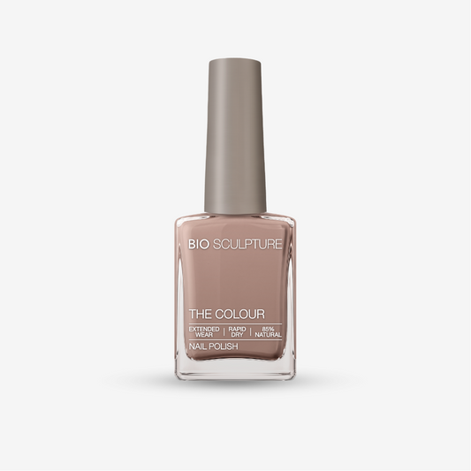 Bio Sculpture The Colour Ashes of Roses – heller grautaupefarbener Nagellack mit Flieder-Unterton.